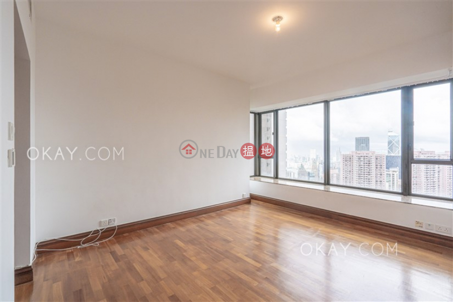 HK$ 107,000/ month, Aigburth, Central District Stylish 3 bedroom with harbour views, balcony | Rental
