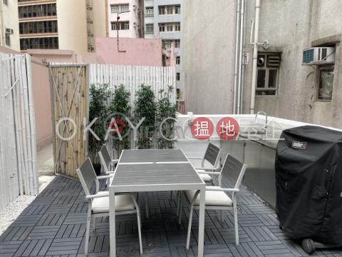 Gorgeous 1 bedroom on high floor with rooftop | Rental | Wing Lok Mansion 永樂大廈 _0