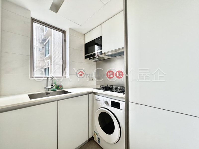 Gorgeous 2 bedroom on high floor with balcony | Rental | Centre Point 尚賢居 Rental Listings