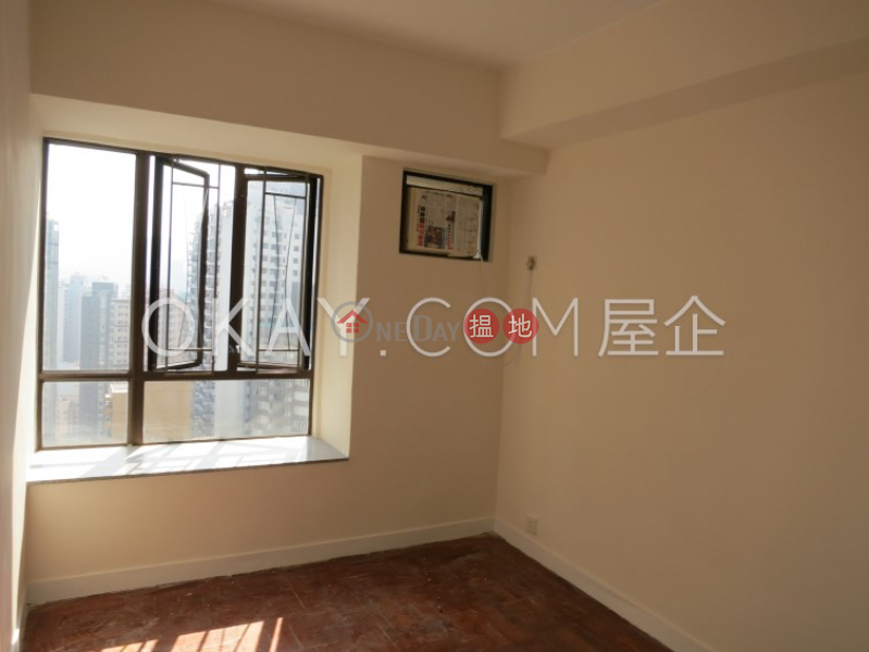 HK$ 38,000/ month | Excelsior Court Western District, Rare 3 bedroom on high floor | Rental