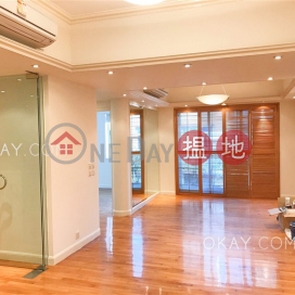 Charming 2 bedroom on high floor with balcony | Rental | 63 Macdonnell Road 麥當勞道63號 _0