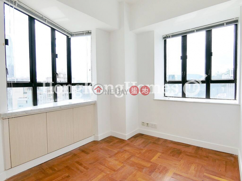 Property Search Hong Kong | OneDay | Residential | Rental Listings | 3 Bedroom Family Unit for Rent at Robinson Heights