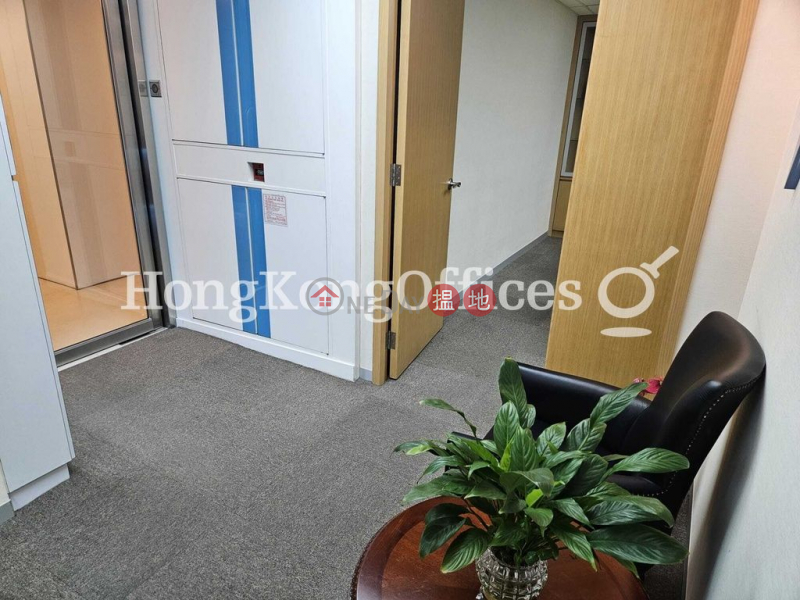 Office Unit for Rent at Shun Feng International Centre | Shun Feng International Centre 順豐國際中心 Rental Listings