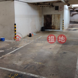 Kowloon Tong, Large covered car park, Parc Oasis Tower 13 又一居13座 | Kowloon Tong (SANDY-5489805569)_0