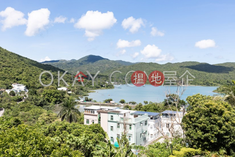 Nicely kept house with sea views, rooftop & balcony | For Sale | Lake View Villa 湖景別墅 _0