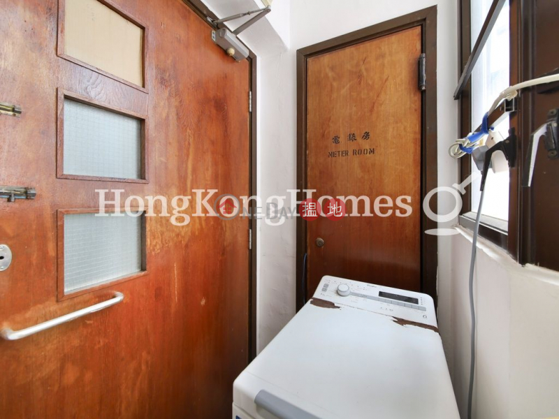 2 Bedroom Unit for Rent at Smiling Court | 65 Bonham Road | Western District | Hong Kong | Rental HK$ 21,000/ month