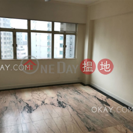 Elegant 3 bedroom on high floor with rooftop | Rental | Honiton Building 漢寧大廈 _0