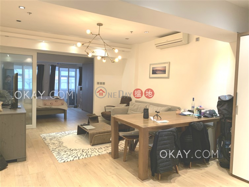 Nicely kept 1 bedroom with balcony | For Sale | Yu Hing Mansion 餘慶大廈 Sales Listings