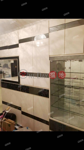 HK$ 5.9M Wing Ga Building | Western District Wing Ga Building | 2 bedroom Mid Floor Flat for Sale