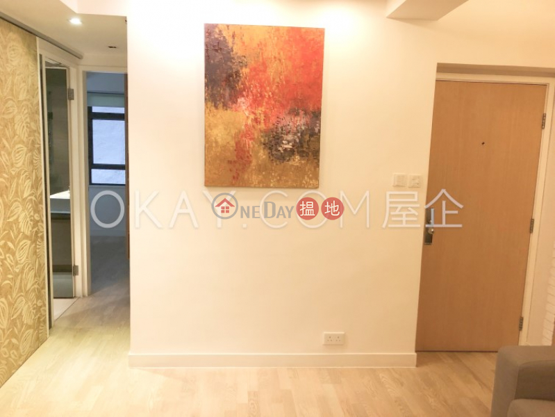 Property Search Hong Kong | OneDay | Residential | Sales Listings | Elegant 2 bedroom in Mid-levels West | For Sale