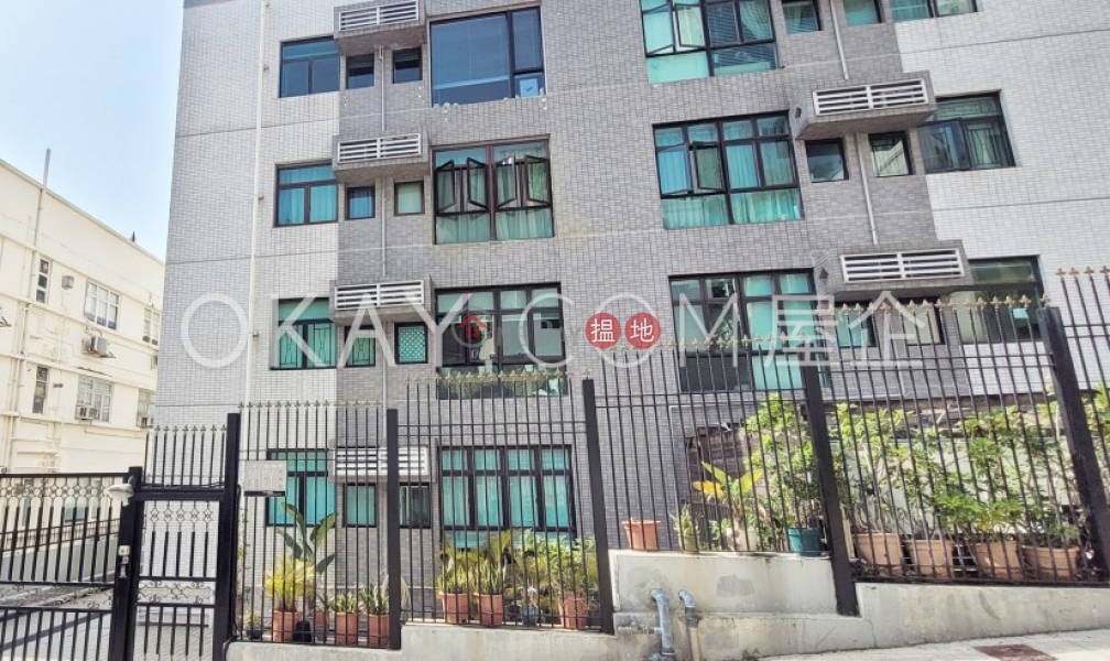 Nicely kept 2 bedroom on high floor with rooftop | For Sale | CNT Bisney 美琳園 Sales Listings