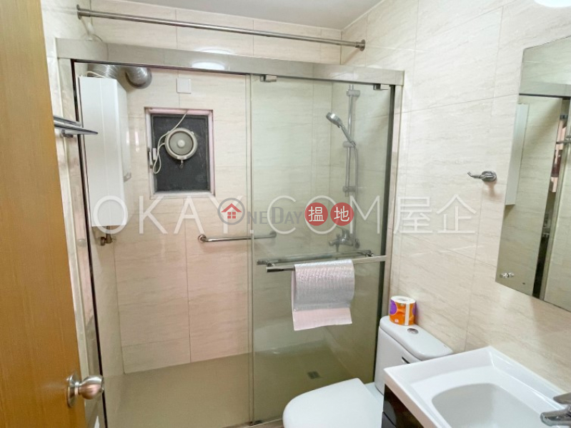 Westlands Gardens Block E | Low Residential, Rental Listings, HK$ 29,000/ month