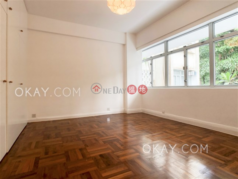 HK$ 100,000/ month, 47A-47B Shouson Hill Road | Southern District | Rare 4 bedroom with balcony & parking | Rental