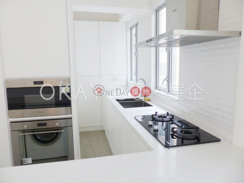 HK$ 34,000/ month | The Rednaxela, Western District, Stylish 3 bedroom in Mid-levels West | Rental