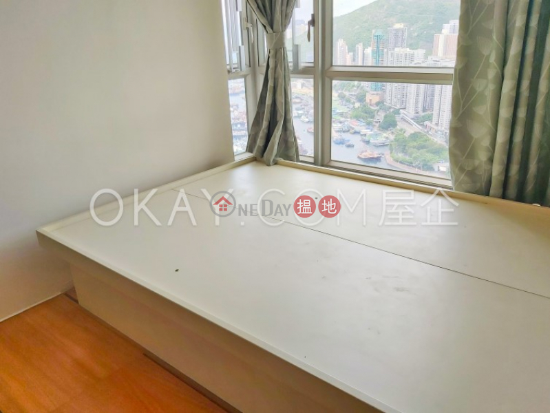 Lovely 2 bedroom on high floor with balcony | For Sale, 3 Ap Lei Chau Drive | Southern District | Hong Kong Sales HK$ 10.5M