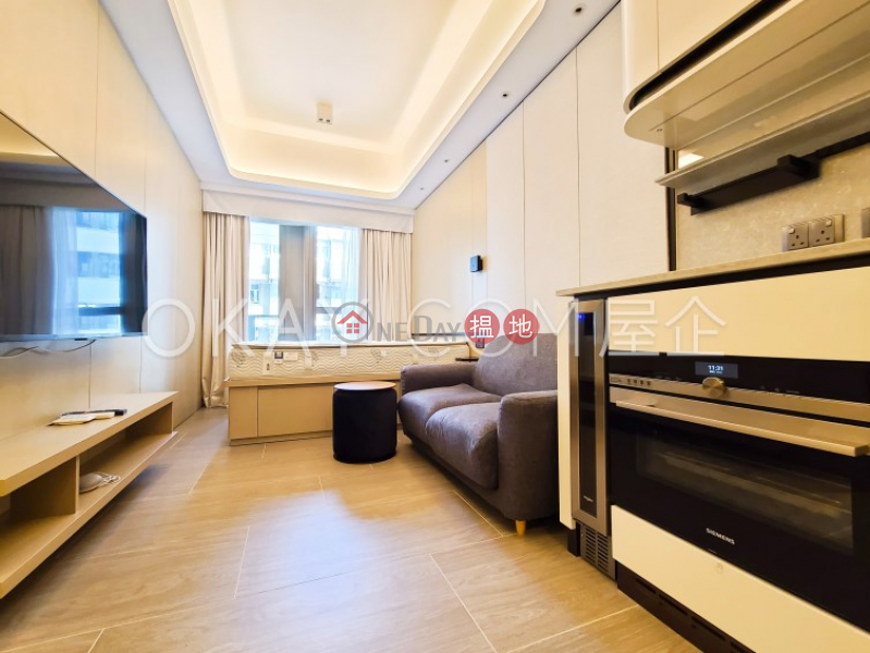 Property Search Hong Kong | OneDay | Residential, Rental Listings Generous with balcony in Mid-levels West | Rental