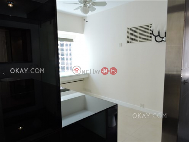 Property Search Hong Kong | OneDay | Residential, Rental Listings | Nicely kept 2 bedroom in Mid-levels West | Rental