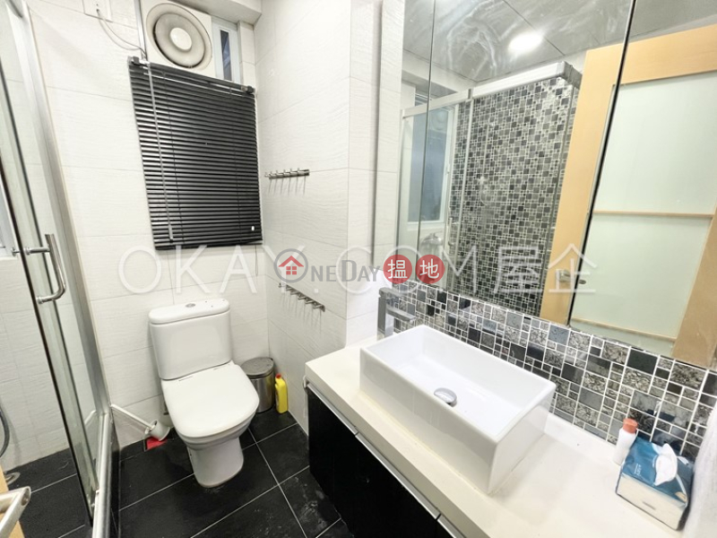 HK$ 7M, 4 Shing Ping Street Wan Chai District Practical 2 bedroom with terrace | For Sale