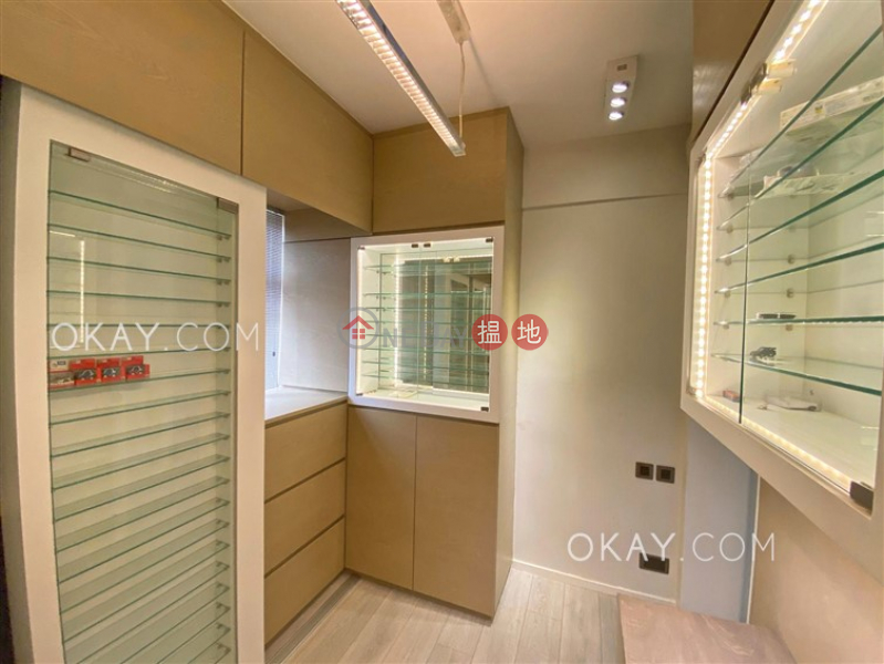 HK$ 33,000/ month, Block C Viking Villas Eastern District, Tasteful 2 bedroom with parking | Rental