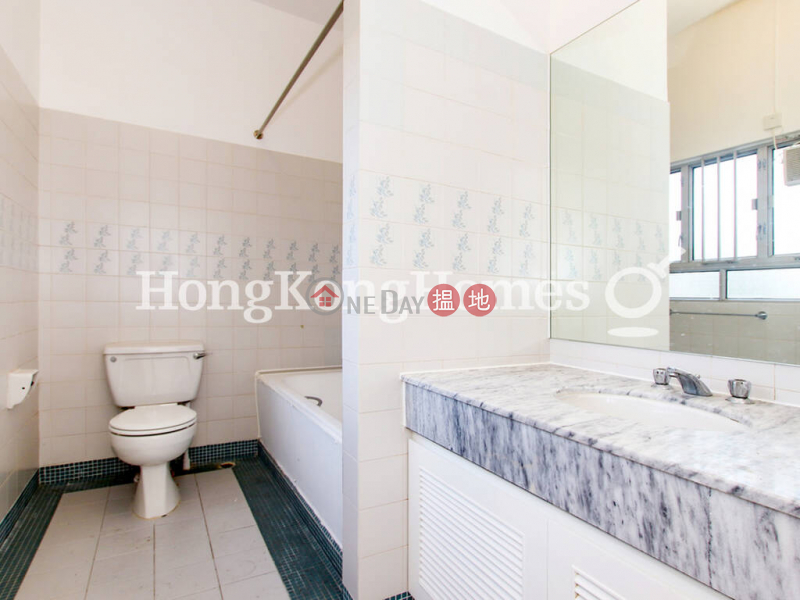 3 Bedroom Family Unit for Rent at Tam Gardens | Tam Gardens 譚亦衡樓 Rental Listings