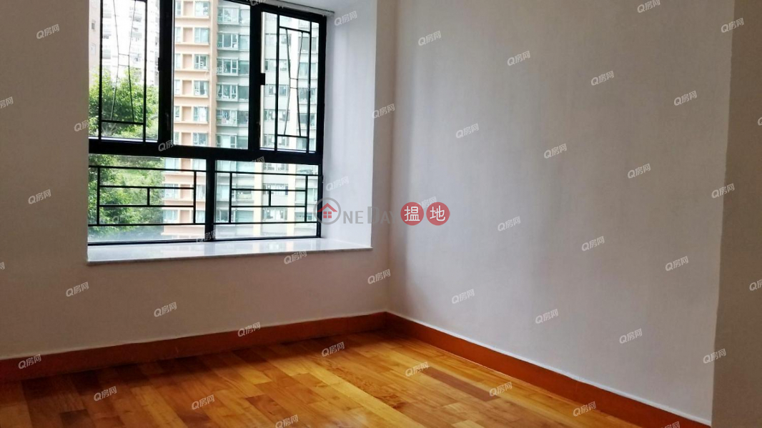 Property Search Hong Kong | OneDay | Residential Sales Listings Illumination Terrace | 3 bedroom Low Floor Flat for Sale