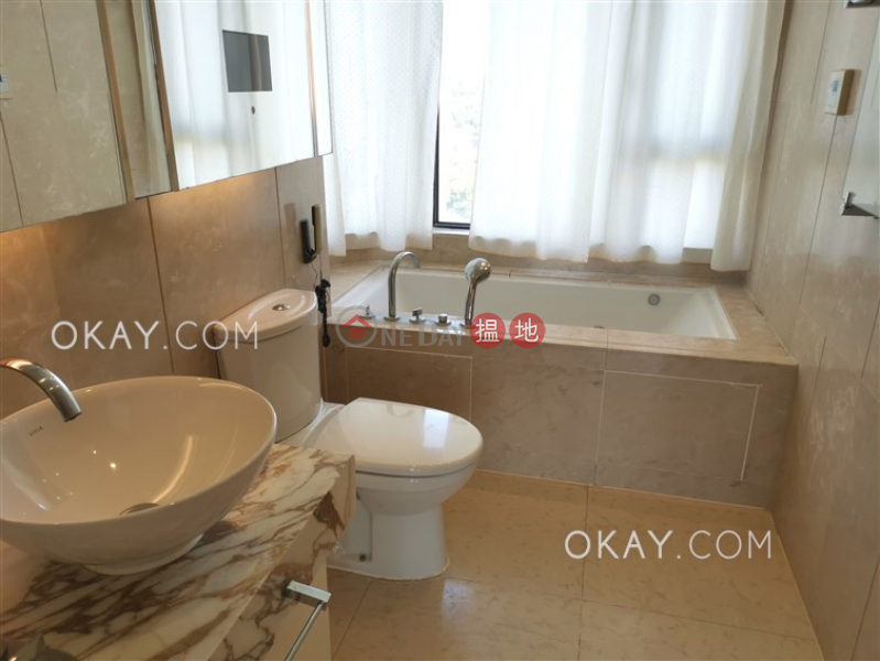 HK$ 56,000/ month Phase 6 Residence Bel-Air Southern District, Beautiful 3 bedroom with sea views & balcony | Rental