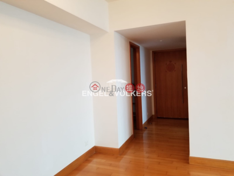 HK$ 66,000/ month Sorrento, Yau Tsim Mong 3 Bedroom Family Flat for Rent in West Kowloon