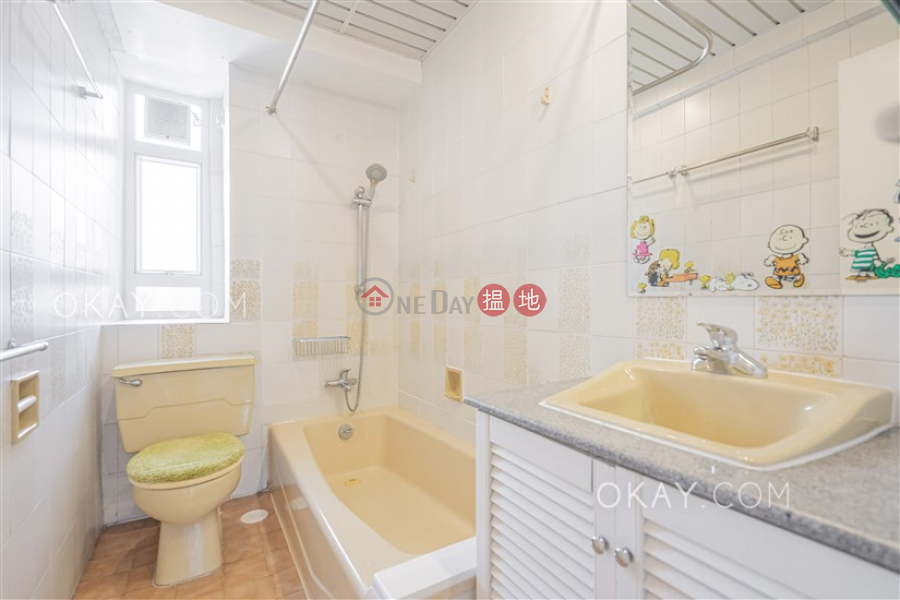 HK$ 41,000/ month, Sunrise Court, Wan Chai District, Nicely kept 3 bedroom with balcony | Rental