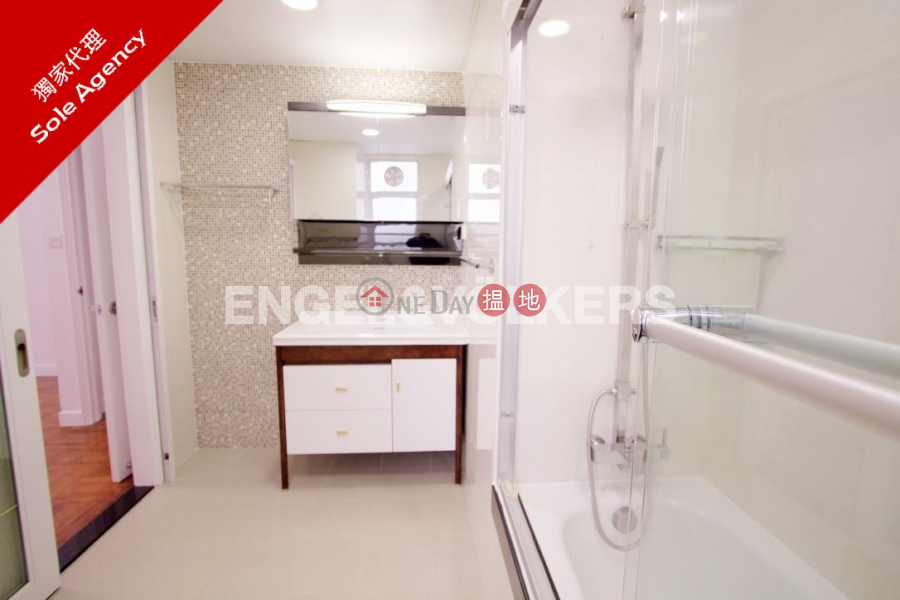 Property Search Hong Kong | OneDay | Residential, Sales Listings 3 Bedroom Family Flat for Sale in Mid Levels West