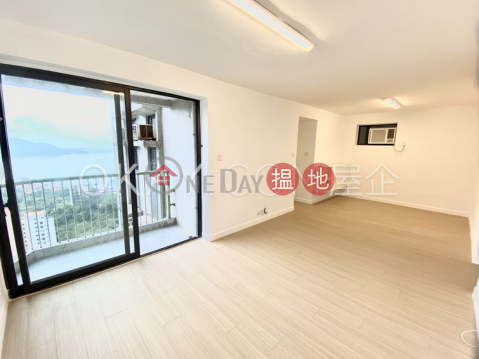 Intimate 3 bedroom on high floor with balcony | For Sale | Discovery Bay, Phase 5 Greenvale Village, Greenburg Court (Block 2) 愉景灣 5期頤峰 韶山閣(2座) _0