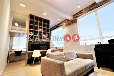 Charming 3 bedroom in Mid-levels West | Rental | Minerva House 文華大廈 _0