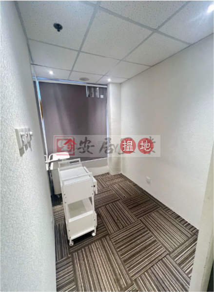 HK$ 49,514/ month Tern Commercial Building Yau Tsim Mong 安居工商 何生 免頂手 美容 多房 有浴室