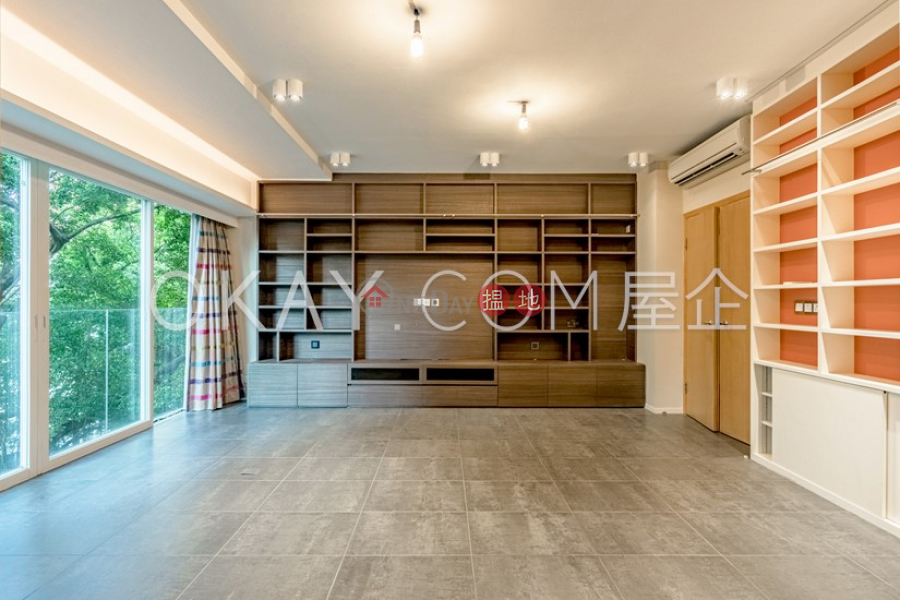 Rare 3 bedroom with balcony & parking | For Sale | Medallion Heights 金徽閣 Sales Listings