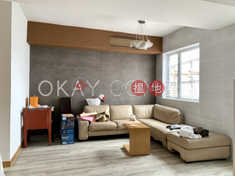 Rare 3 bedroom on high floor with rooftop & parking | For Sale | Coral Court Block B-C 珊瑚閣 B-C座 _0