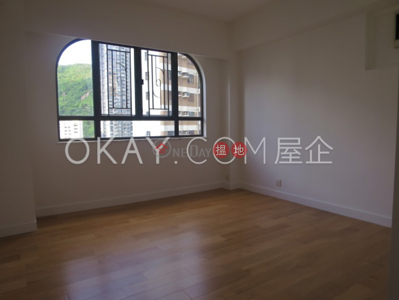 HK$ 72,000/ month, Wah Fung Mansion | Wan Chai District Luxurious 3 bed on high floor with balcony & parking | Rental