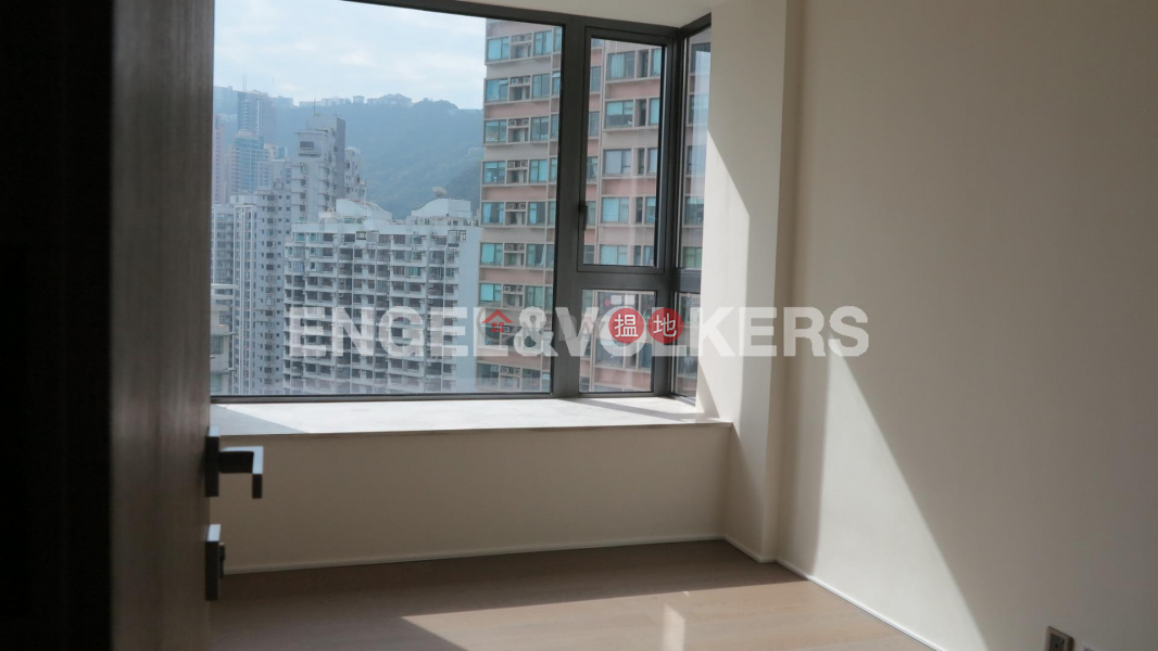HK$ 115,000/ month | Azura, Western District 3 Bedroom Family Flat for Rent in Mid Levels West