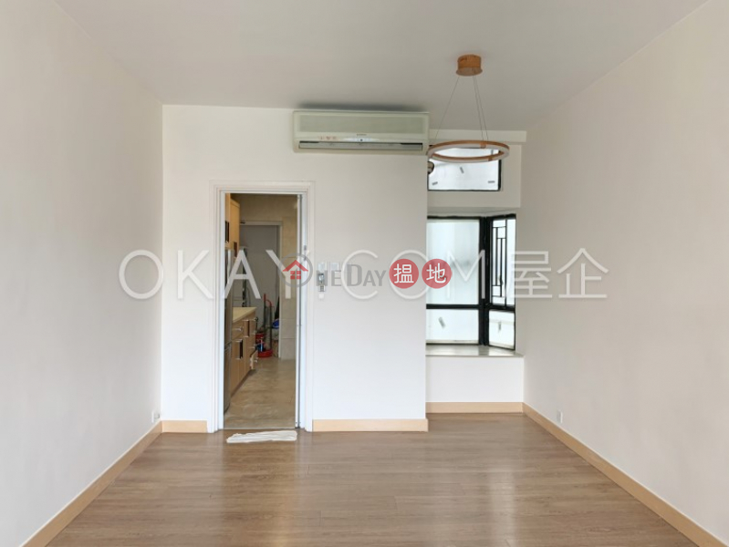 HK$ 45,000/ month Beverly Hill Wan Chai District | Stylish 3 bedroom with balcony & parking | Rental