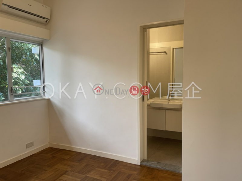 HK$ 62,000/ month 30 Cape Road Block 1-6 | Southern District Charming house with balcony & parking | Rental