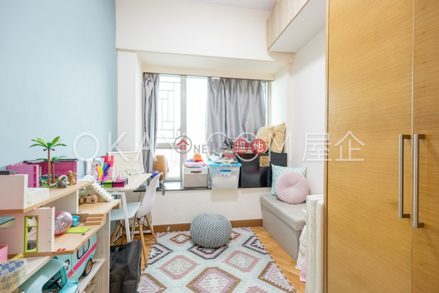 Rare 4 bedroom with parking | For Sale, Sorrento 擎天半島 Sales Listings | Yau Tsim Mong (OKAY-S104100)