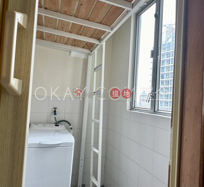 HK$ 26,000/ month, The Rednaxela, Western District | Stylish 3 bedroom on high floor | Rental