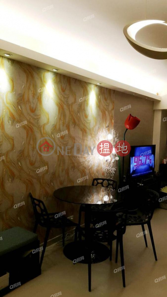 Property Search Hong Kong | OneDay | Residential Sales Listings Tower 3 Island Resort | 3 bedroom Mid Floor Flat for Sale
