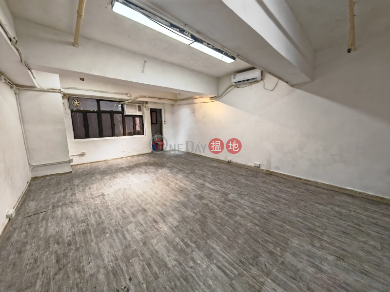 Tsun Win Factory Building, Middle Industrial, Rental Listings, HK$ 13,000/ month