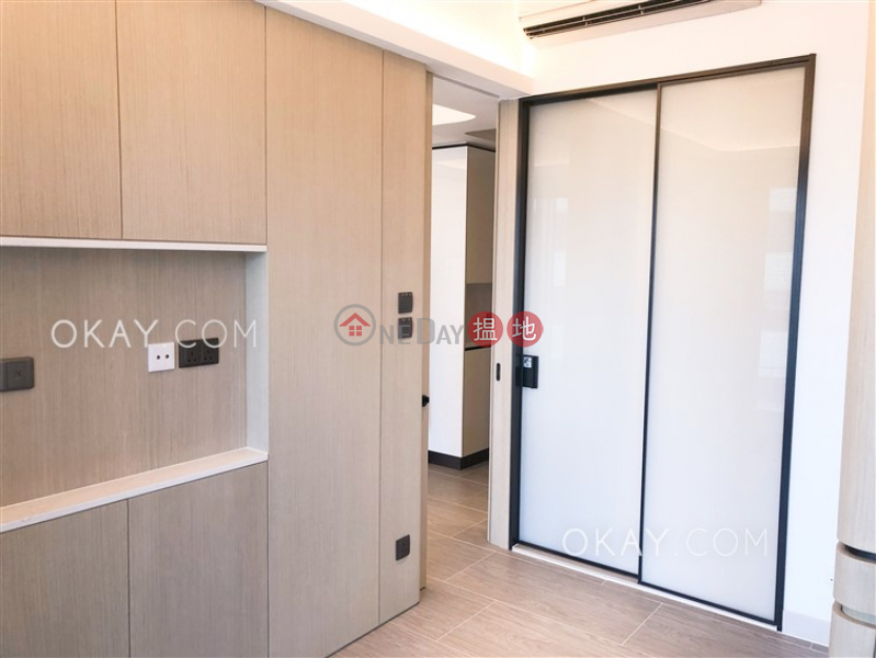 Charming 1 bedroom on high floor with balcony | Rental | On Fung Building 安峰大廈 Rental Listings