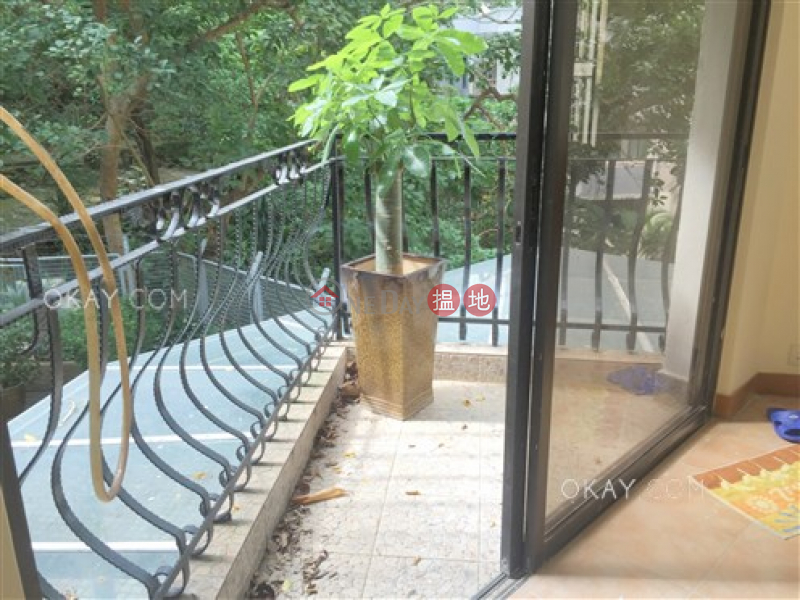 Charming 3 bedroom with balcony | For Sale | Yik Kwan Villa 益群苑 Sales Listings