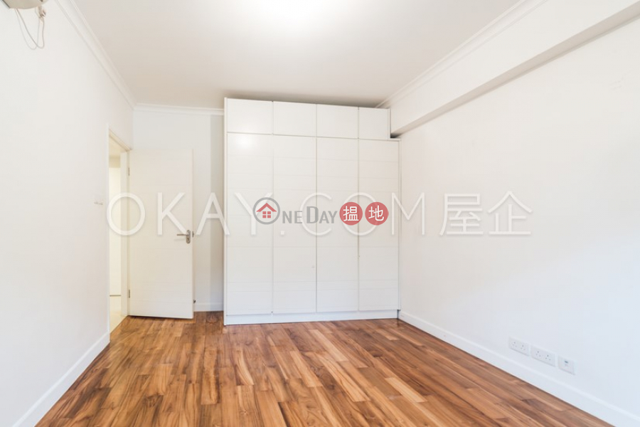 HK$ 58,800/ month, Bowen Verde Wan Chai District Efficient 3 bedroom on high floor with parking | Rental