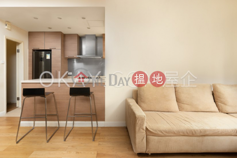 Elegant 3 bedroom in Mid-levels West | For Sale | Parkway Court 寶威閣 _0