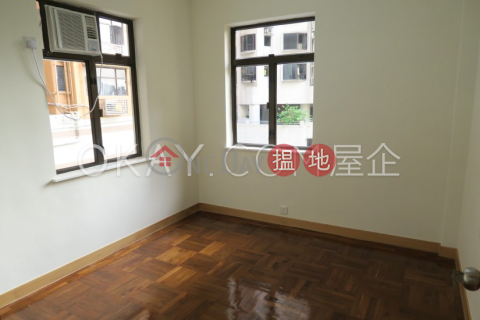 Practical 2 bedroom on high floor with harbour views | Rental | Breezy Mansion 清風大廈 _0