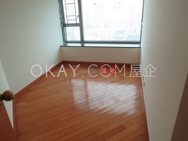 HK$ 37,000/ month, Sorrento Phase 1 Block 5 Yau Tsim Mong | Elegant 3 bedroom on high floor | Rental