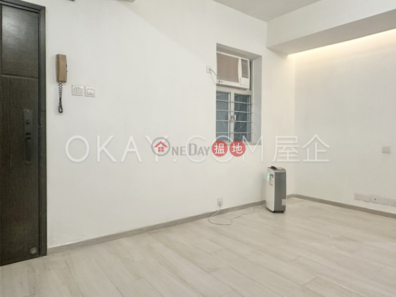 Unique 2 bedroom with terrace | Rental, 128-132 Caine Road | Western District | Hong Kong | Rental, HK$ 29,800/ month