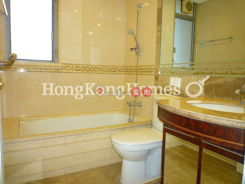 HK$ 28.60M, Parc Palais Tower 6, Yau Tsim Mong | 3 Bedroom Family Unit at Parc Palais Tower 6 | For Sale